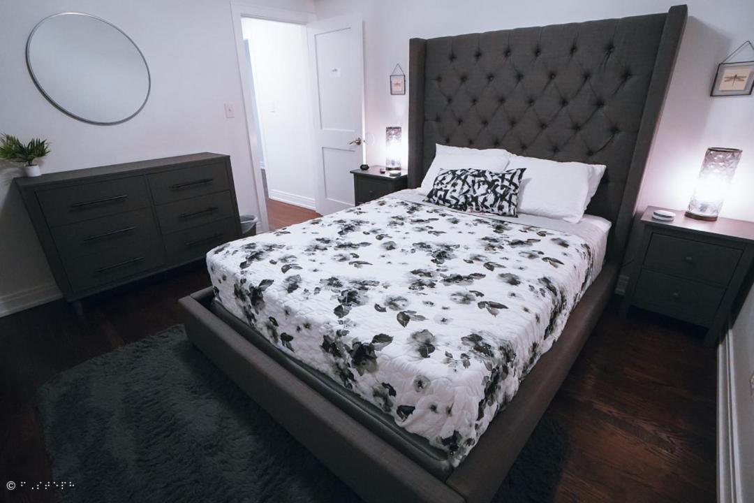 The Blue Golden Luxury Modern 3- Bedroom Apartment In شيكاغو المظهر الخارجي الصورة